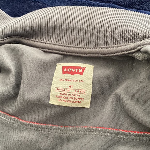 Levi’s boys truck suit  used but in good condition. - Picture 6 of 8